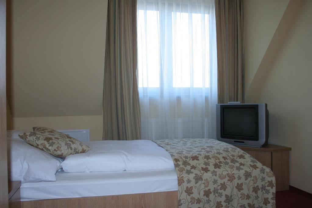 Ski Hotel Piwniczna-Zdroj المظهر الخارجي الصورة